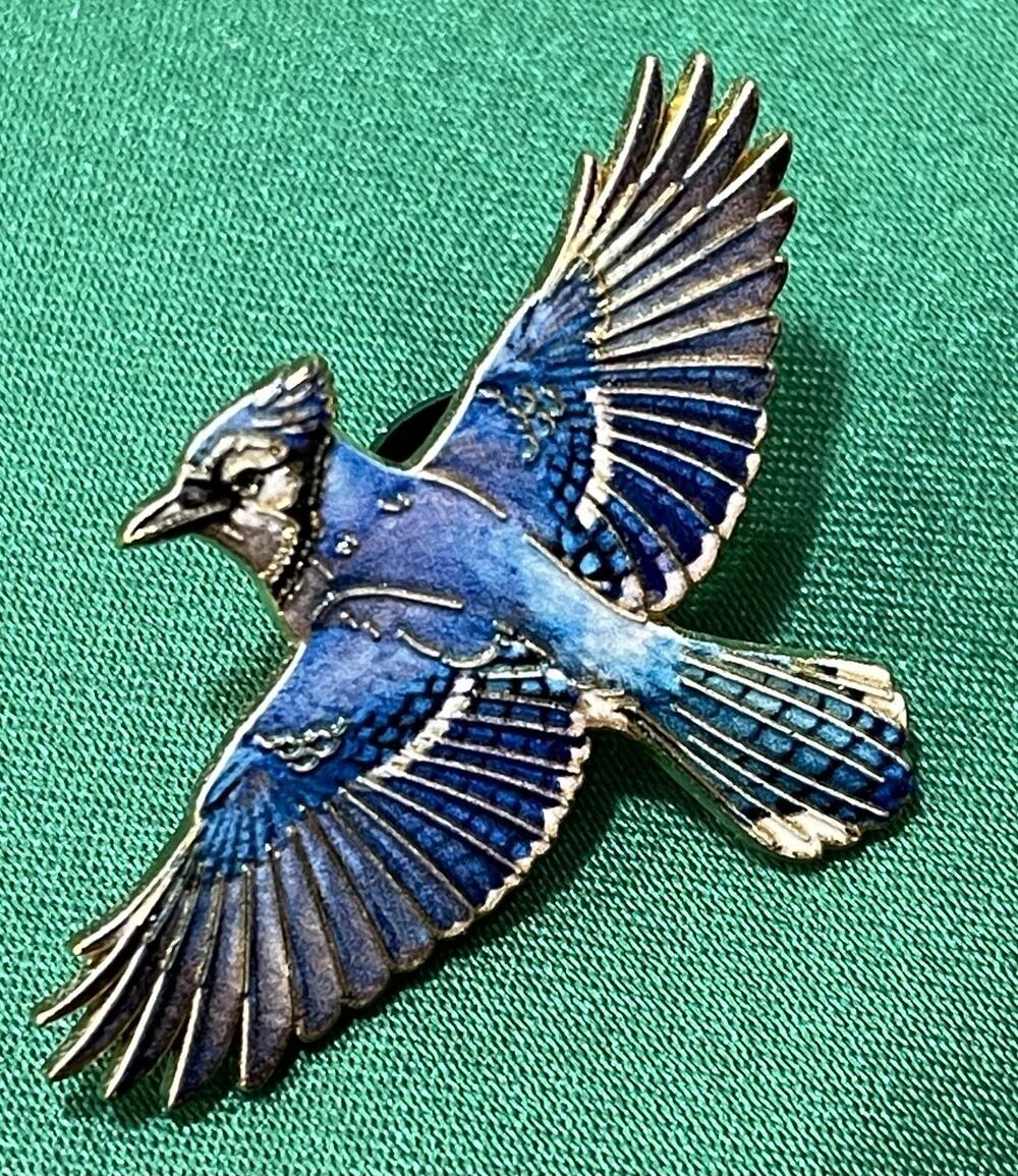 NWOT Blue Enamel Lapel Pin Brooch Flying Blue Jay Bird Nature Pin Avian